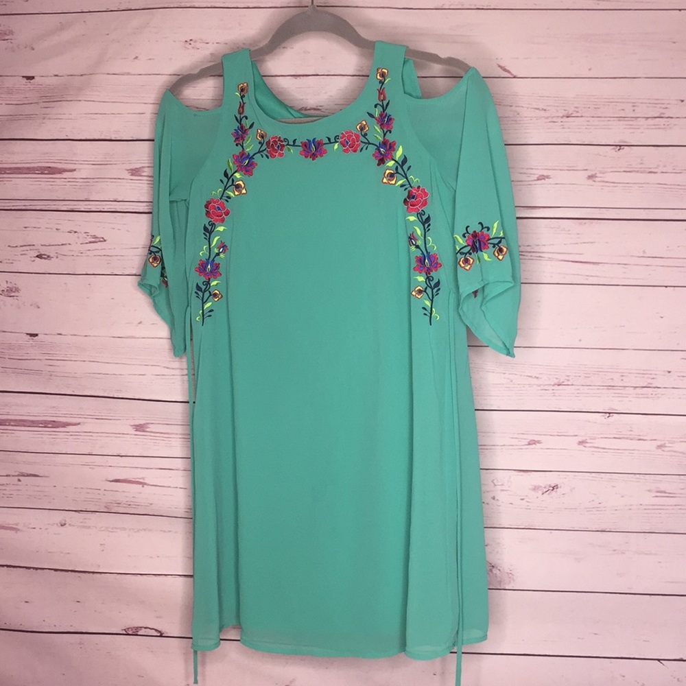 Cold Shoulder Embroidered Flowers Dress Girls 14